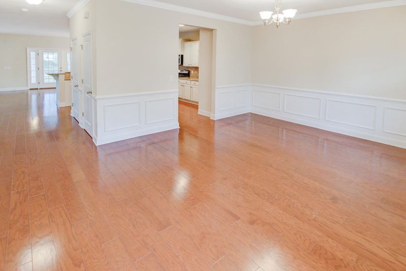 202 Donning Dr, Summerville, SC 29483