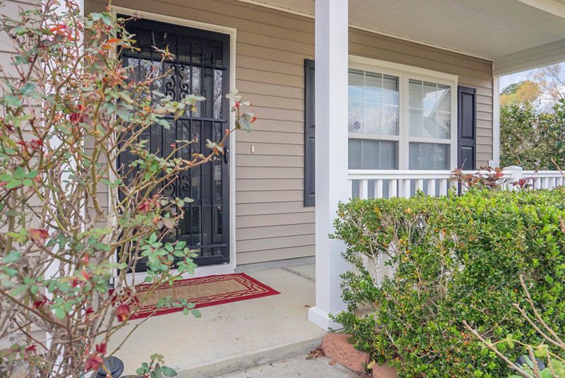 203 Sunny Side Ct, Moncks Corner, SC 29461