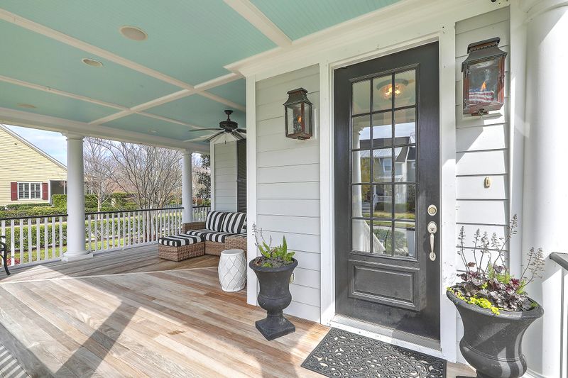 1733 Pierce St, Charleston, SC 29492