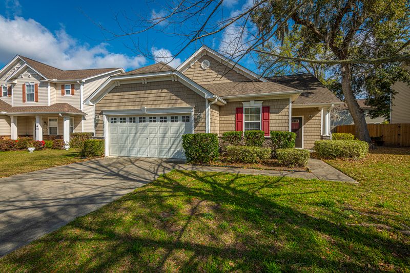 802 Lecture Dr, Ladson, SC 29456