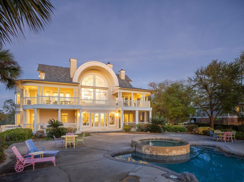 3960 Gift Blvd, Johns Island, SC 29455