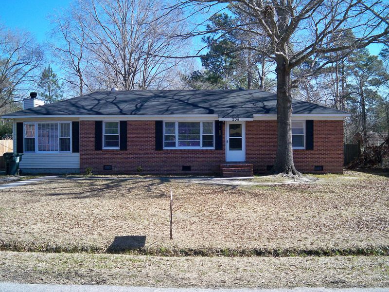 238 Blossom St, Goose Creek, SC 29445