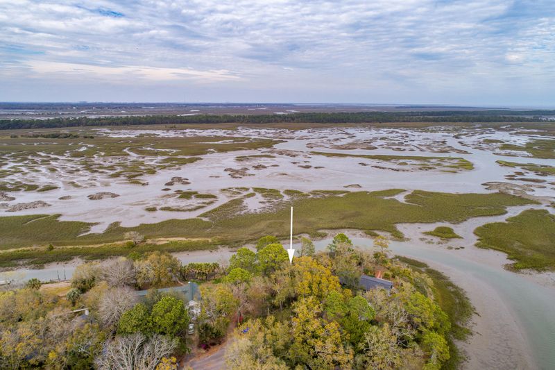 1544 Oak Island Dr, Charleston, SC 29412