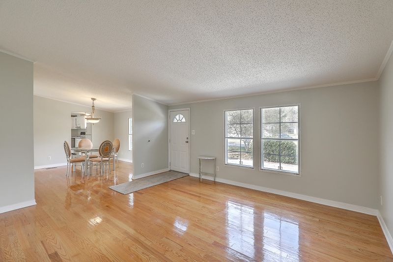 127 Frank St, Summerville, SC 29483