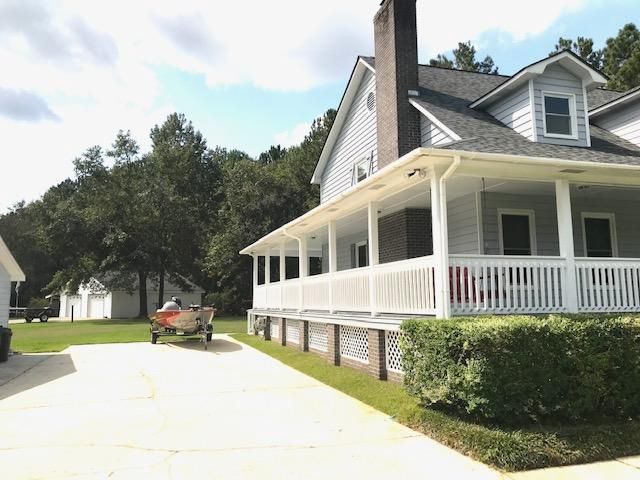 212 Fenway Park Ln, Moncks Corner, SC 29461