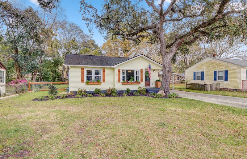 1146 Braddock Ave, North Charleston, SC 29405
