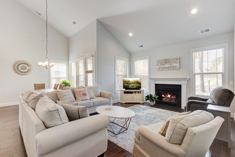 217 Camber Rd, Huger, SC 29450