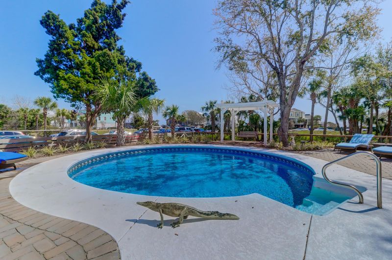 2923 Brownell Ave, Sullivans Island, SC 29482