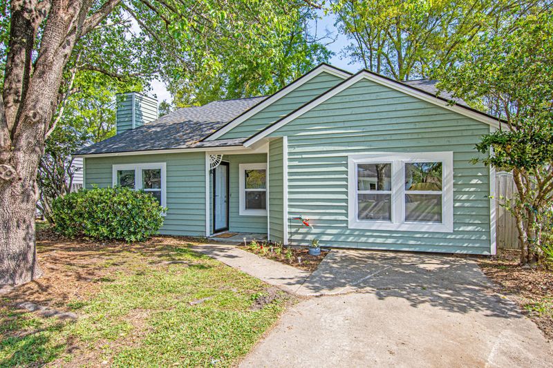 108 Coventry Rd, Summerville, SC 29486