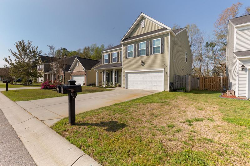 1224 Cosmos Rd, Summerville, SC 29483