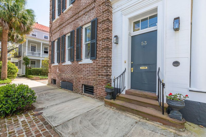 53 Laurens St, Charleston, SC 29401