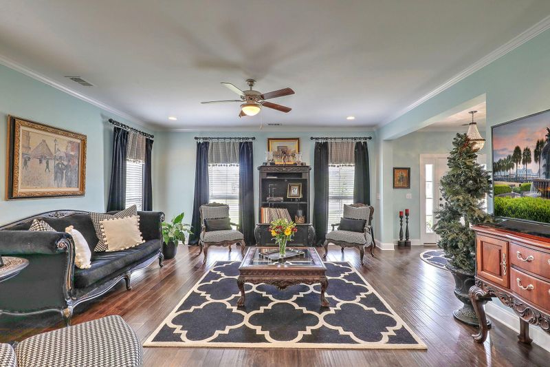 1690 Sparkleberry Ln, Johns Island, SC 29455
