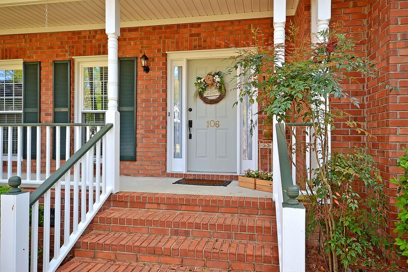 106 Caffrey Ct, Summerville, SC 29485