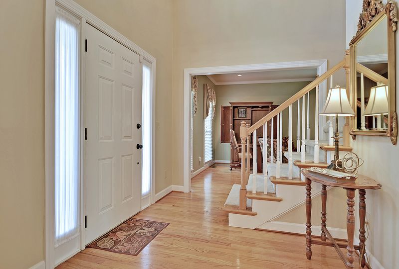 106 Caffrey Ct, Summerville, SC 29485