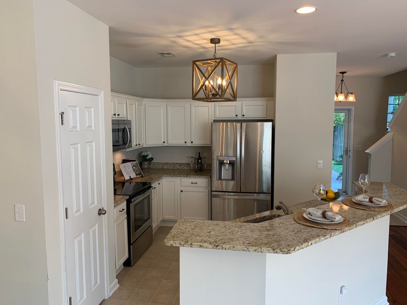 3025 Park West Blvd, Mount Pleasant, SC 29466