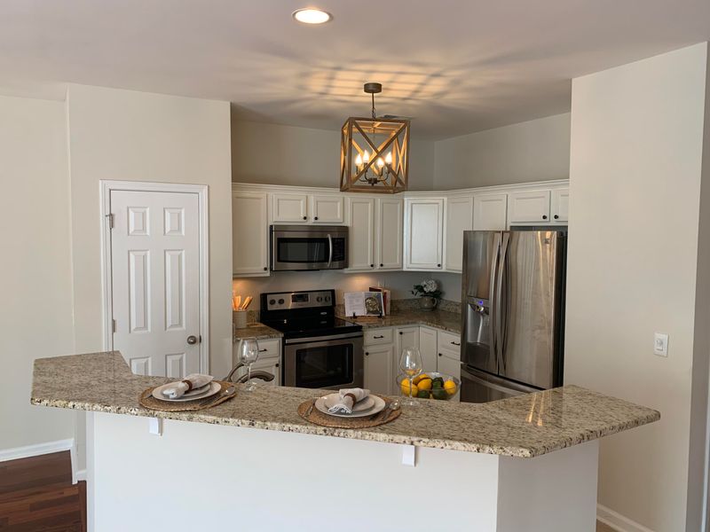 3025 Park West Blvd, Mount Pleasant, SC 29466
