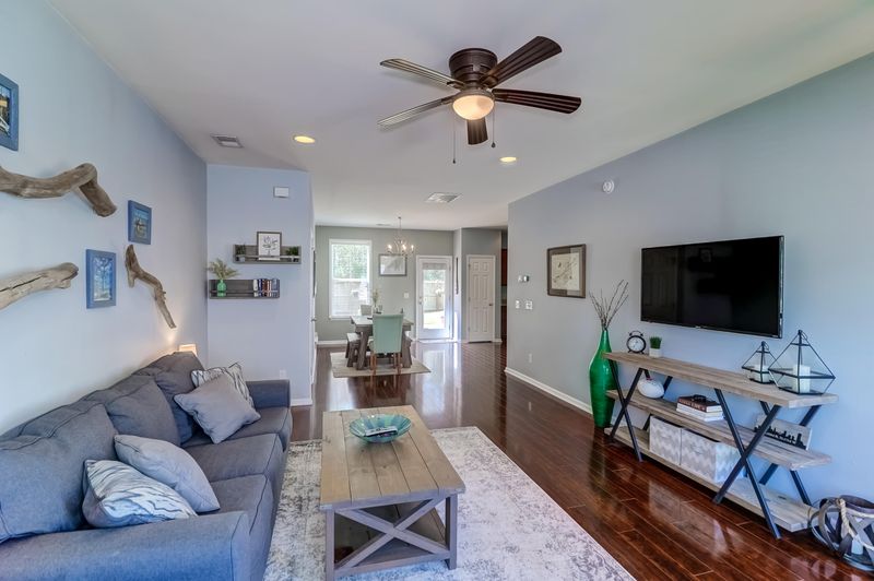1314 Merchant Ct, Mount Pleasant, SC 29466