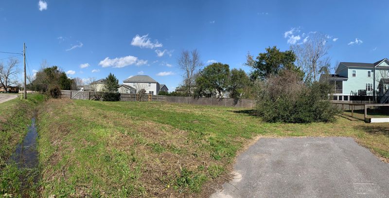 1830 Scudder Rd, Charleston, SC 29412