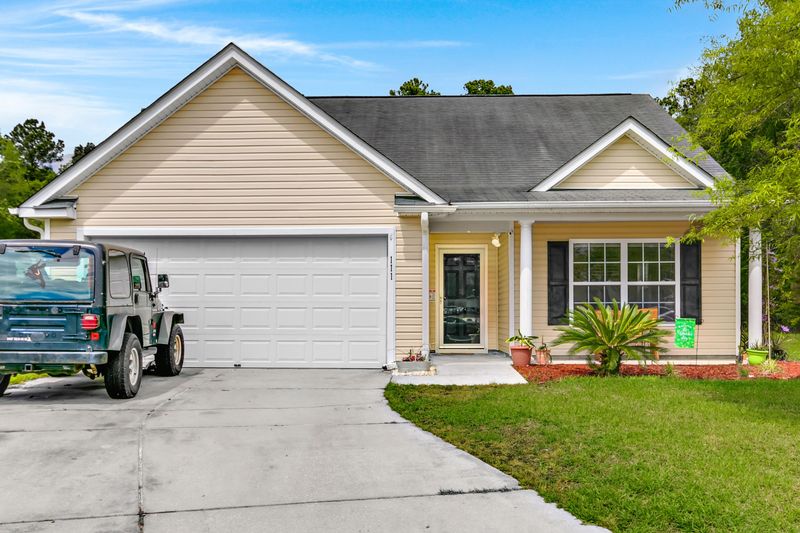 111 Lovette Ct, Goose Creek, SC 29445