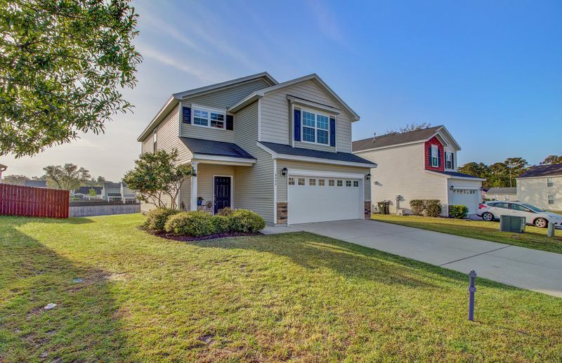 9606 Roseberry St, Ladson, SC 29456