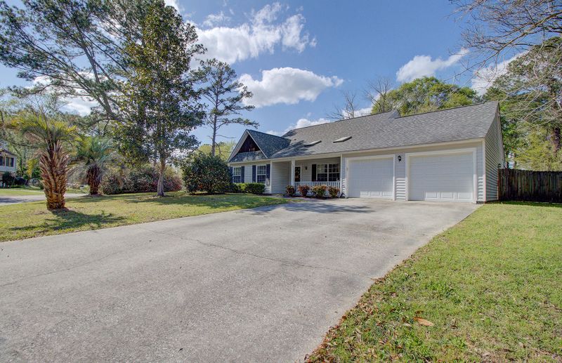 103 Birchwood Dr, Summerville, SC 29483