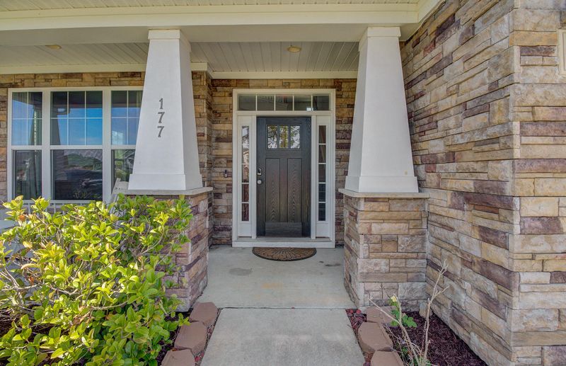 177 Waccamaw Cir, Moncks Corner, SC 29461