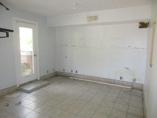 1906 Park Rd, Moncks Corner, SC 29461
