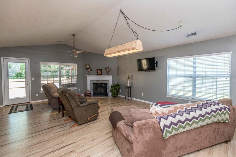 109 Walnut Creek Rd, Summerville, SC 29483