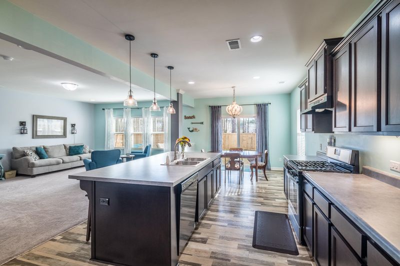 317 Dunlin Dr, Summerville, SC 29486