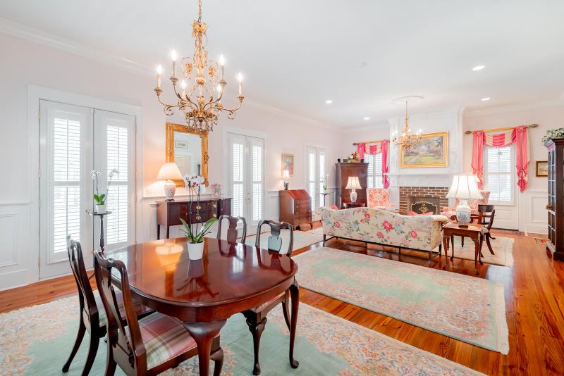 28 Perseverance St, Mount Pleasant, SC 29464