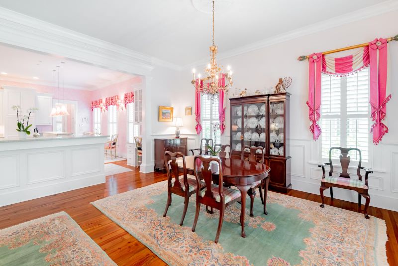 28 Perseverance St, Mount Pleasant, SC 29464