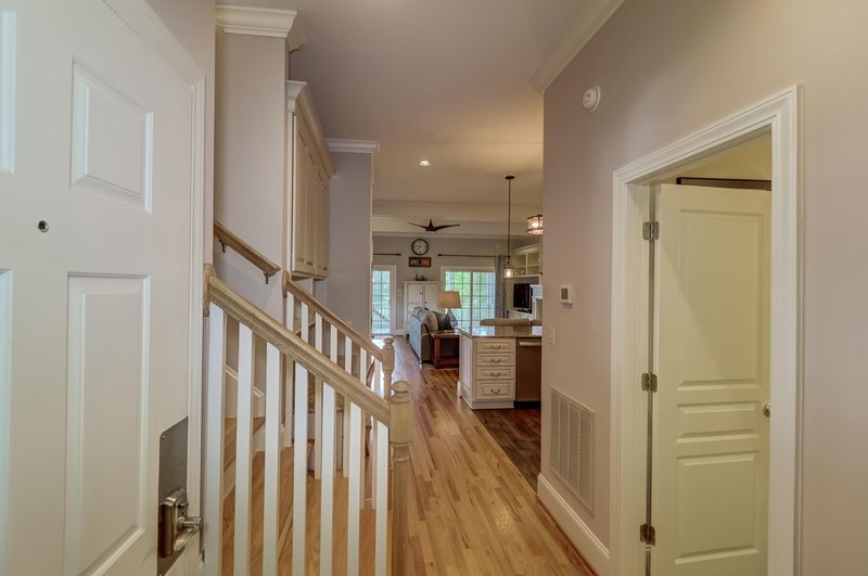 9 Yacht Harbor Ct, Isle Of Palms, SC 29451