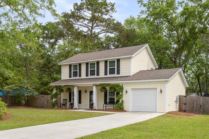 1757 Sailfish Dr, Johns Island, SC 29455