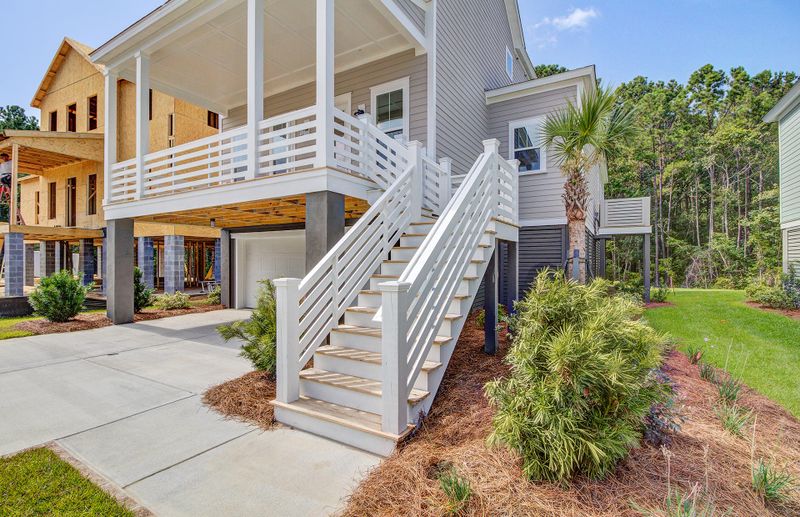 2441 Giles Ln, Mount Pleasant, SC 29466