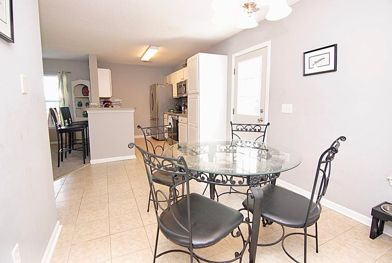 4010 Carolina Bay Dr, Moncks Corner, SC 29461