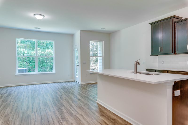 104 Alpine Rd, Summerville, SC 29485