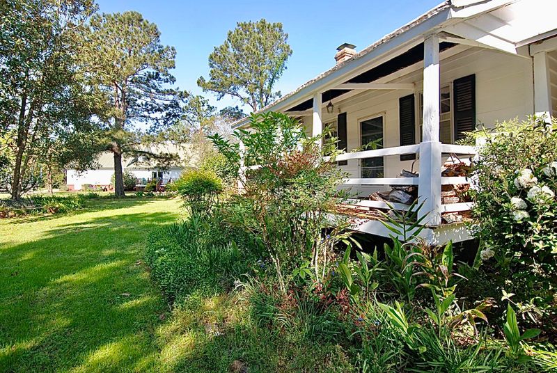 2005 Pinopolis Rd, Pinopolis, SC 29469
