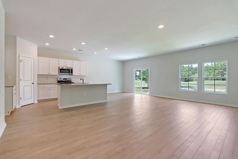 582 Merrywood Dr, Charleston, SC 29414