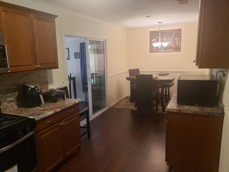 7007 S Kenwood Dr, North Charleston, SC 29406