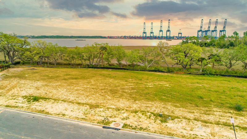 1233 Water View Ln, Charleston, SC 29492