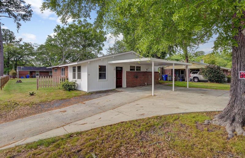 4101 Oakridge Dr, North Charleston, SC 29418