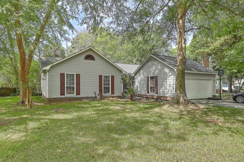 103 New Spring Ct, Summerville, SC 29485
