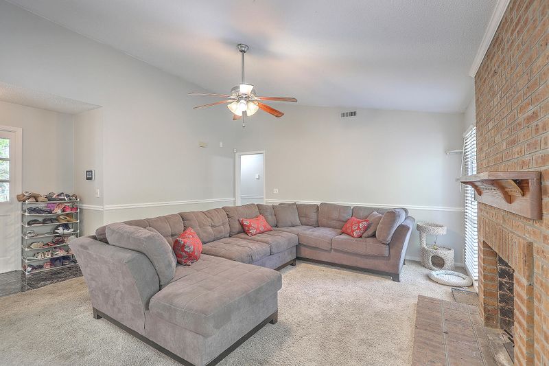 103 New Spring Ct, Summerville, SC 29485