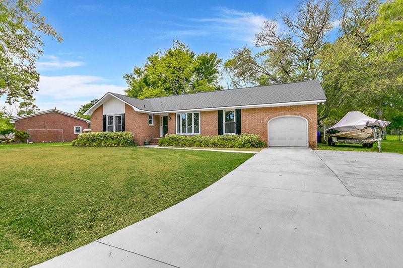 849 Piccadilly Cir, Charleston, SC 29412