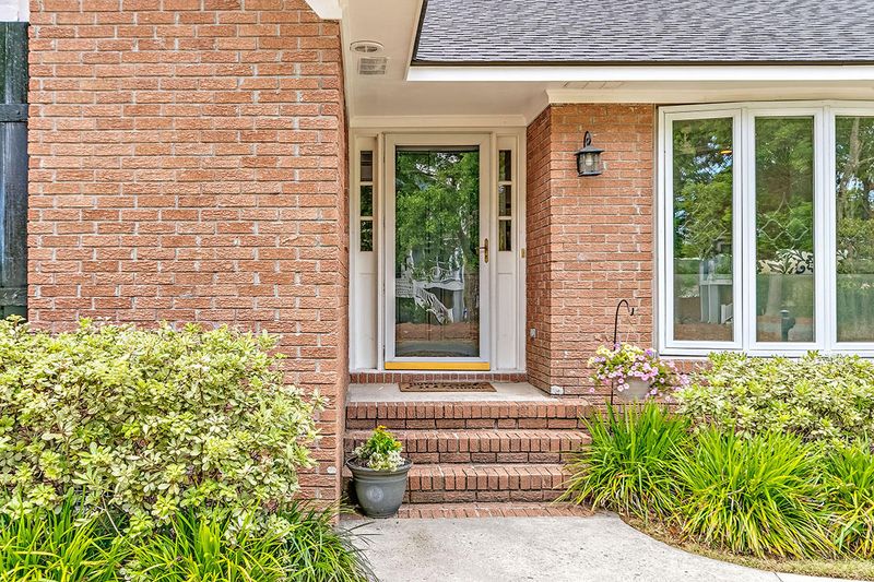 849 Piccadilly Cir, Charleston, SC 29412