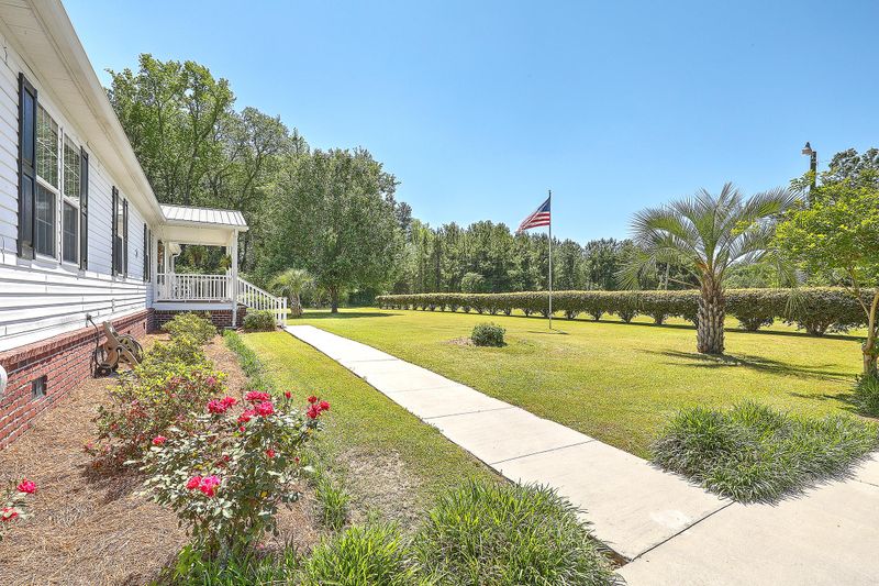 525 Mulberry Rd, Saint George, SC 29477