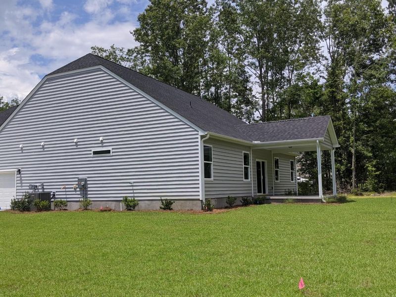 2009 Tacoma Cir, Ridgeville, SC 29472