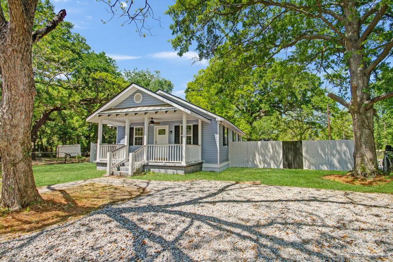 1906 Harper St, North Charleston, SC 29406