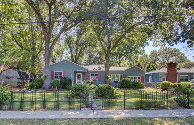 4930 Victoria Ave, North Charleston, SC 29405