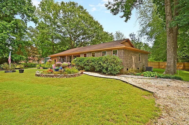 200 Iris St, Ladson, SC 29456